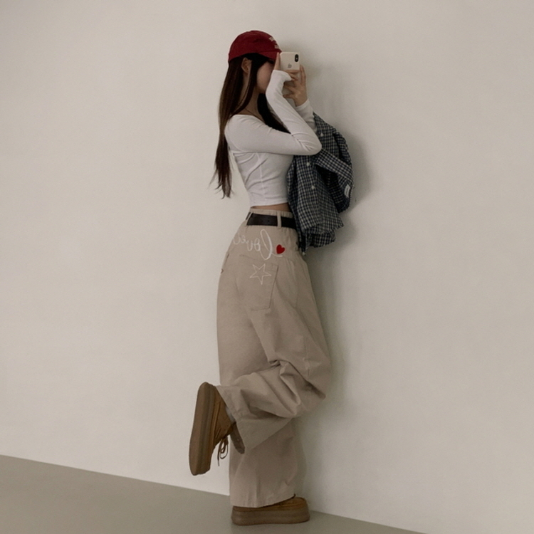 유어즈 레터링 팬츠 베이지