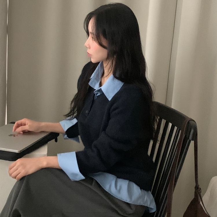 브론 레이어드 버튼 배색 카라 셔츠 브이넥 루즈핏 니트