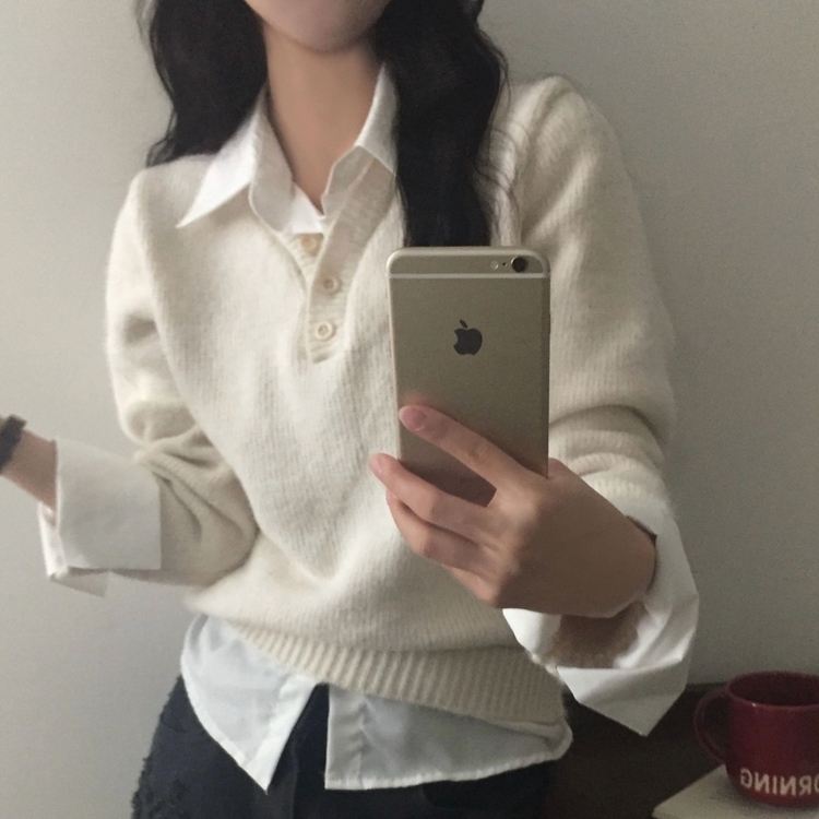 브론 레이어드 버튼 배색 카라 셔츠 브이넥 루즈핏 니트