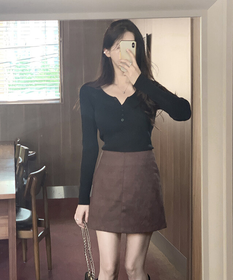 베니 골지 버튼 슬림 니트