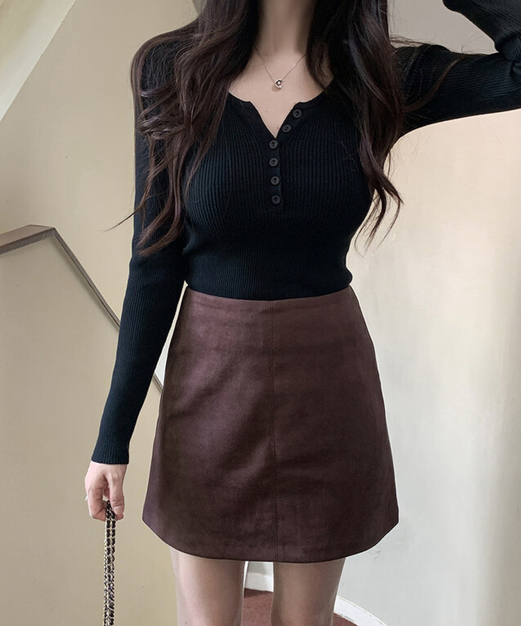 베니 골지 버튼 슬림 니트