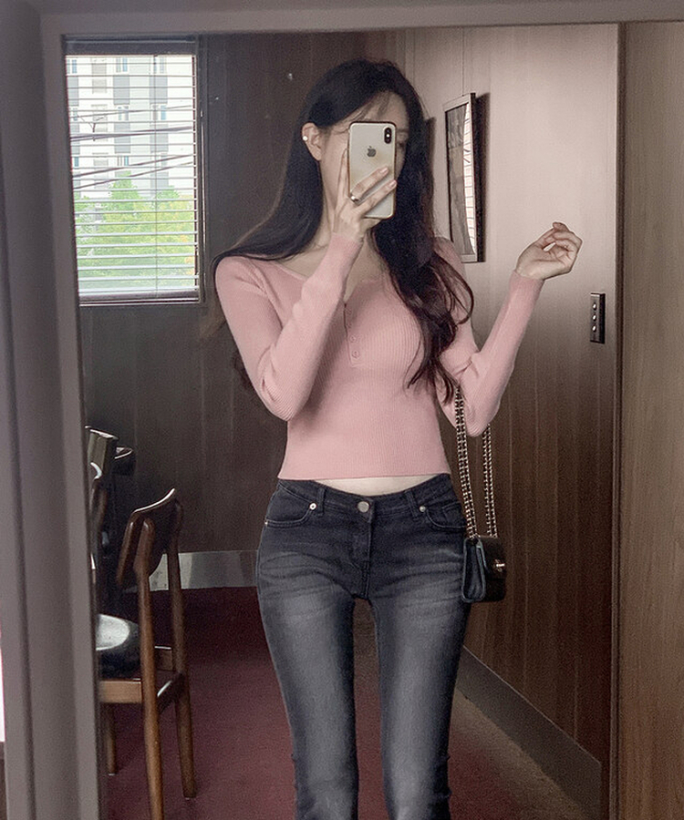 베니 골지 버튼 슬림 니트