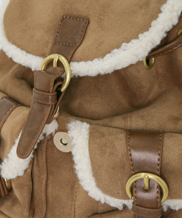 スエードボアバックパック