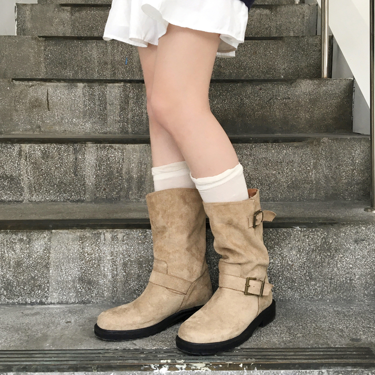 니더 스웨이드 벨트 버클 미들 부츠 워커 신발