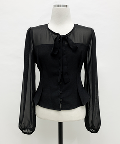 シフォンブラウス