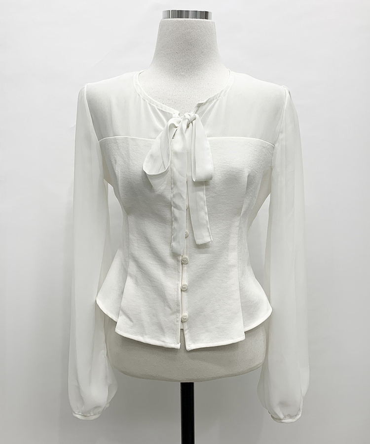 シフォンブラウス