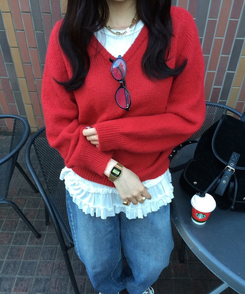 Vネックメランジニット RED