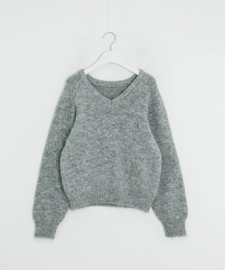 Vネックメランジニット