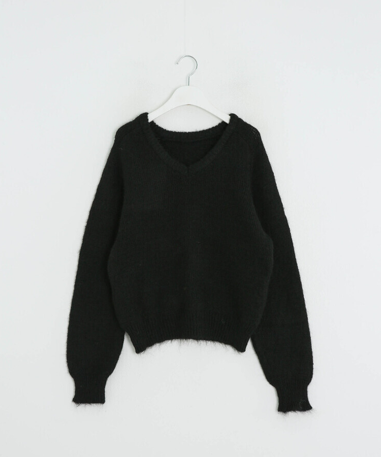 Vネックメランジニット