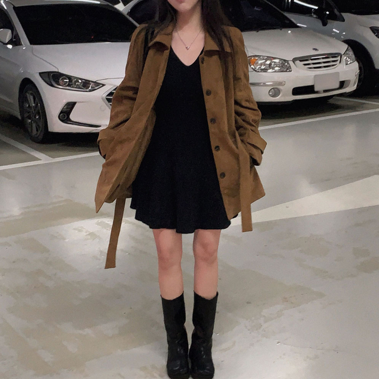 스위트 골지 브이넥 플레어 미디 원피스 블랙