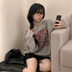 [아방소매] 위픈 빈티지 하찌 레터링 루즈핏 후드 니트 베이지