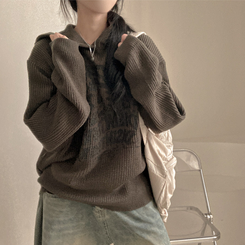 [아방소매] 위픈 빈티지 하찌 레터링 루즈핏 후드 니트 카키