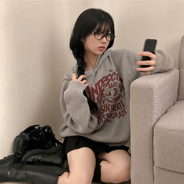 [아방소매] 위픈 빈티지 하찌 레터링 루즈핏 후드 니트 베이지