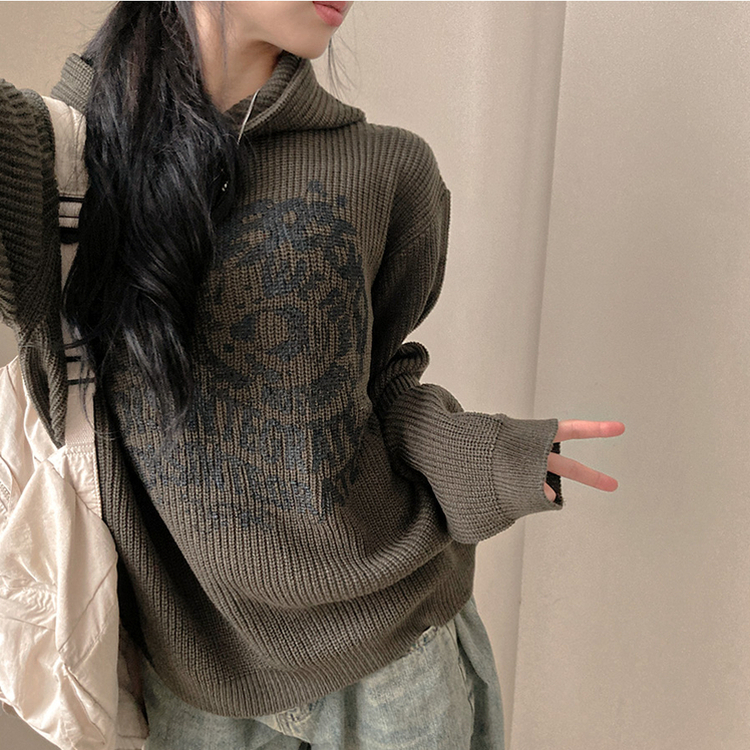 [아방소매] 위픈 빈티지 하찌 레터링 루즈핏 후드 니트 카키