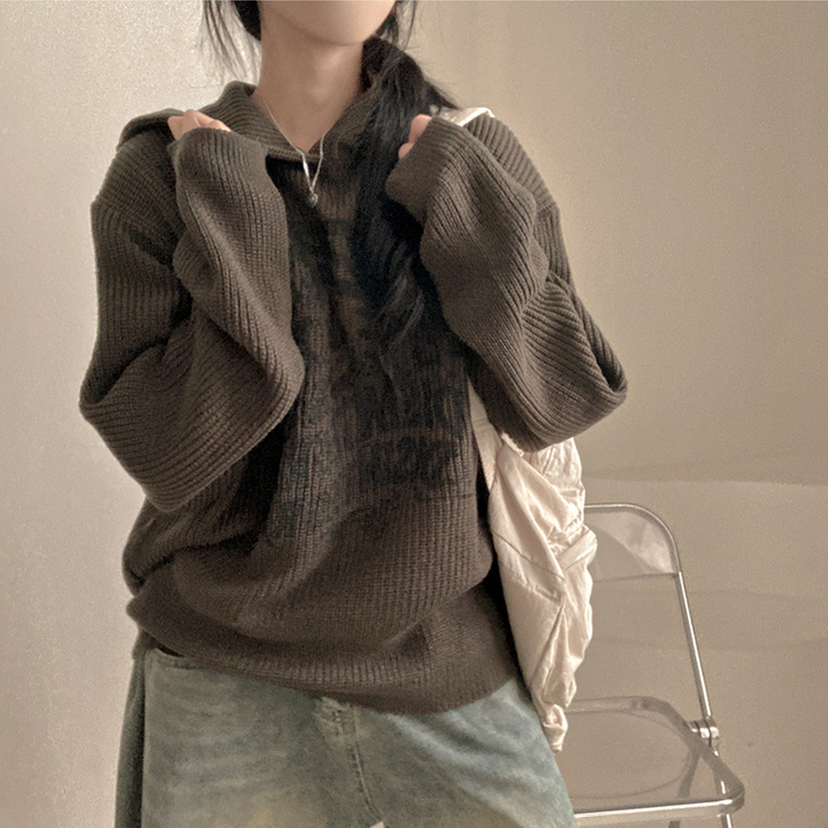 [아방소매] 위픈 빈티지 하찌 레터링 루즈핏 후드 니트 카키