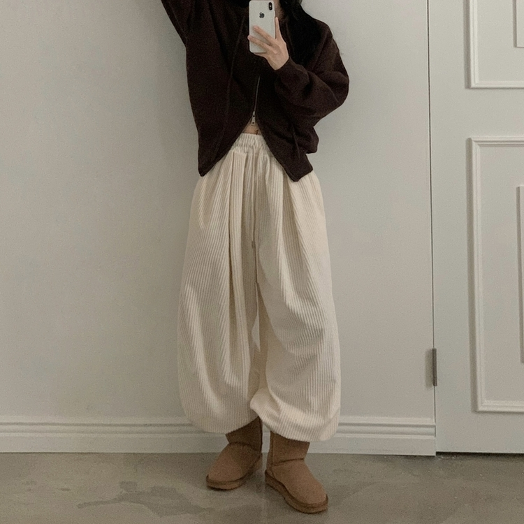 스튜 골덴 코듀로이 가죽패치 루즈 와이드 더블 핀턱 트레이닝 팬츠 6color 크림