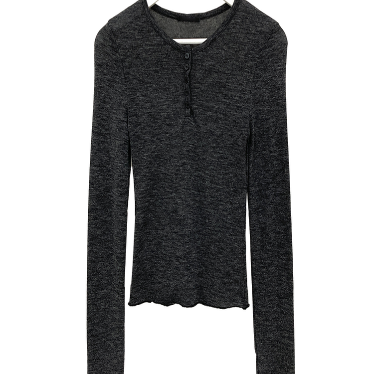 スリムインナー長袖Tシャツ