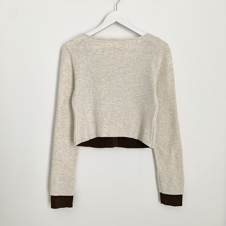 ペンダントワッペンニットカーディガン