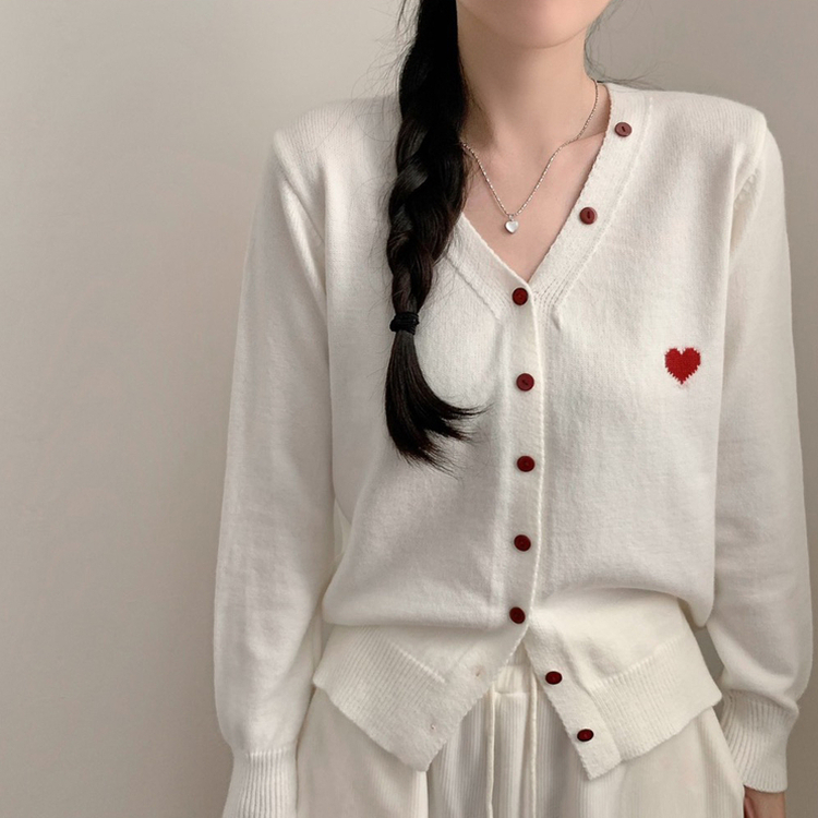레드 하트 포인트 긴팔 브이넥 니트 가디건 아이보리