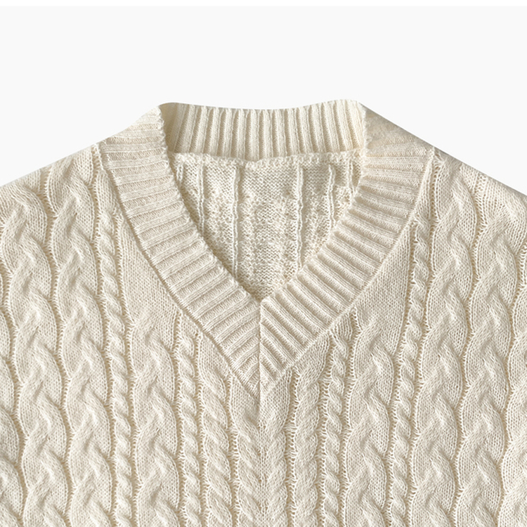 히너 브이넥 꽈배기 케이블 도톰 오버핏 박시 니트