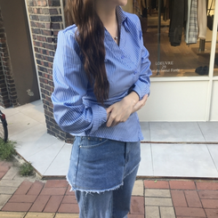 シャーリングブラウスシャツ BLUE