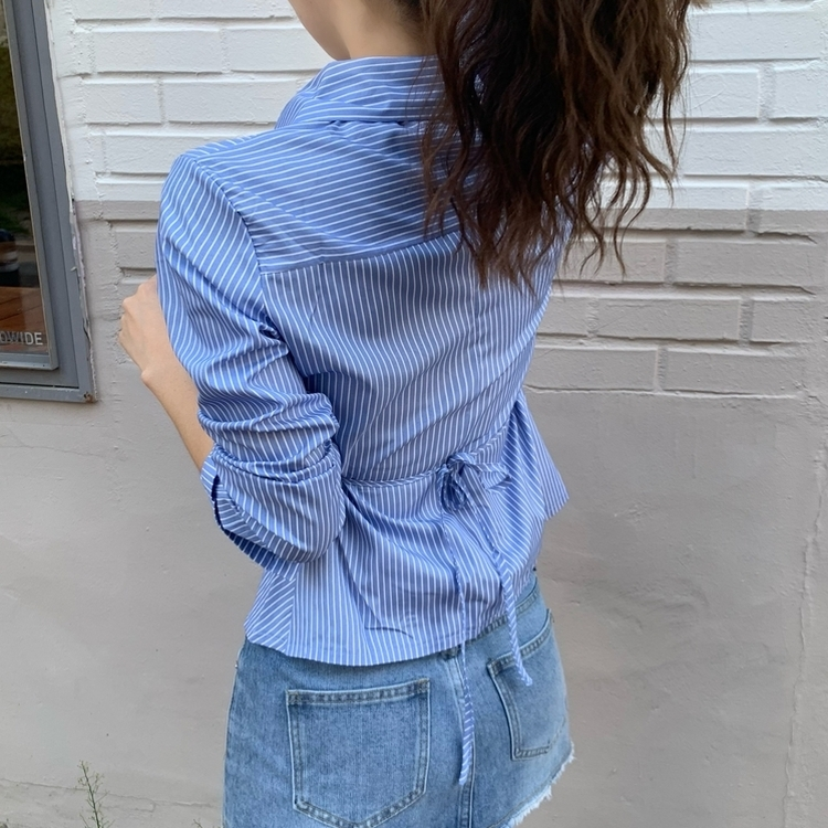 シャーリングブラウスシャツ BLUE