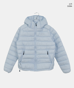 フードナイロン軽量ダウンジャンパー