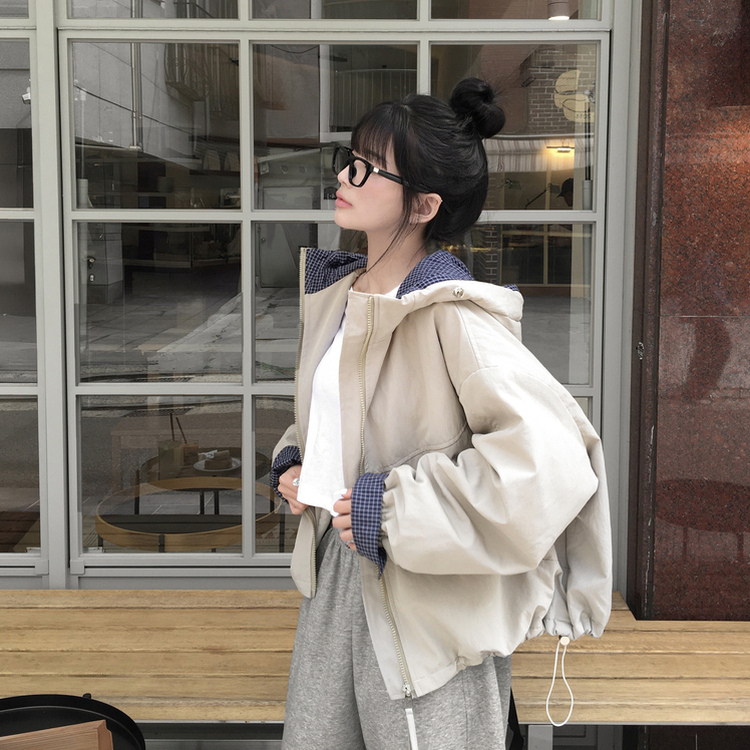 카블 체크 배색 오버핏 아방 후드 집업 바람막이 점퍼 베이지