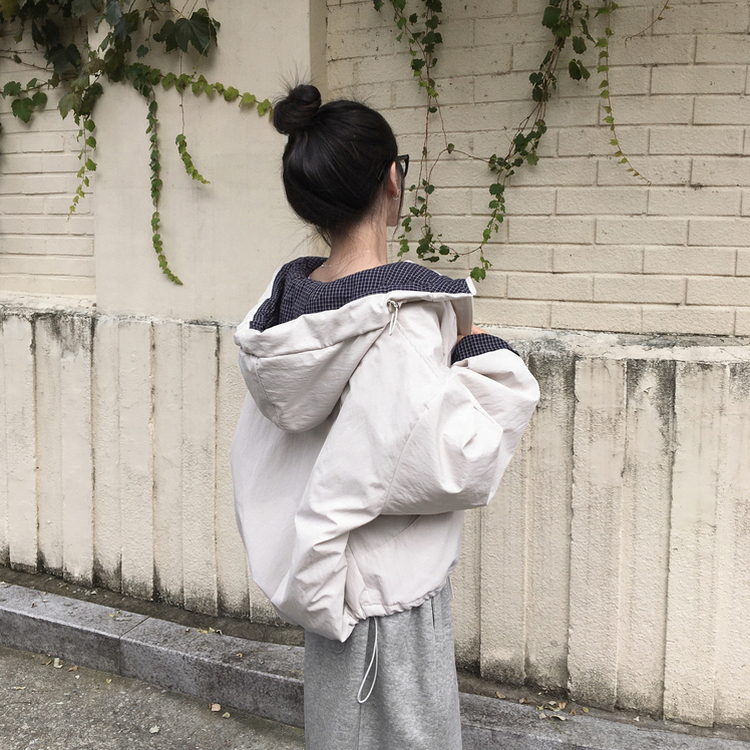 카블 체크 배색 오버핏 아방 후드 집업 바람막이 점퍼 아이보리