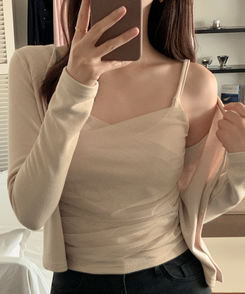 (タンクトップ+カーディガンset/カップ付き/フェミニンムードたっぷり♡) シャーリング スリーブレス 長袖 カーディガン セット BEIGE