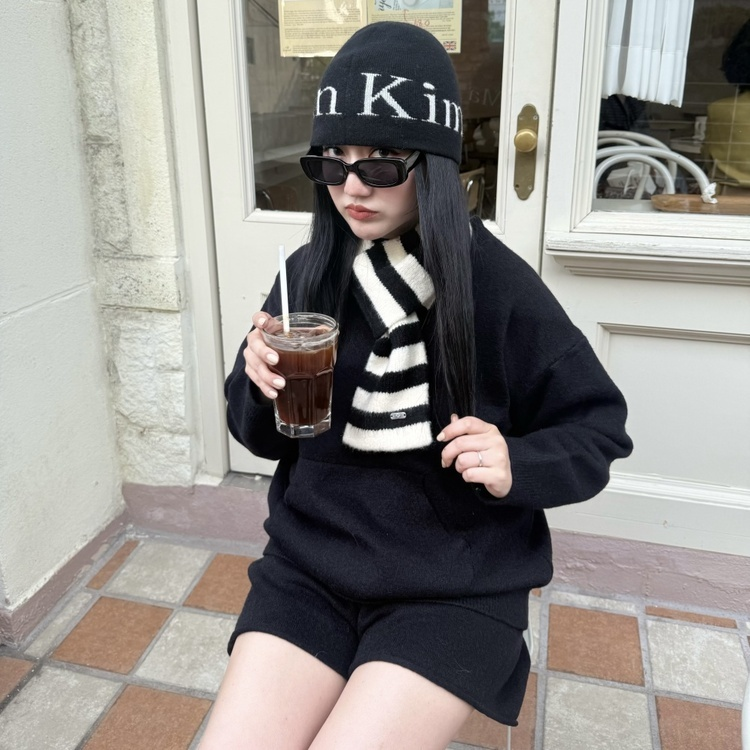 ストライプニットマフラー BLACK