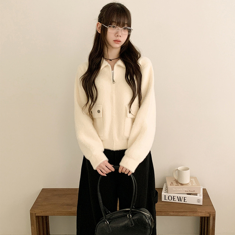 美品】TULIP韓国製ヴィンテージフォックス足付ファー装飾付きニット 