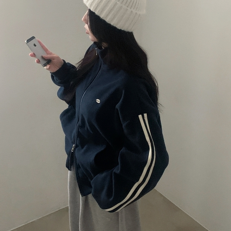 덤블 배색라인 후리스 투웨이 집업점퍼 네이비