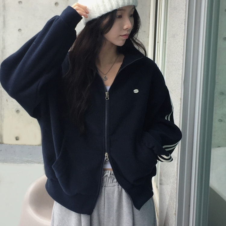 덤블 배색라인 후리스 투웨이 집업점퍼 네이비