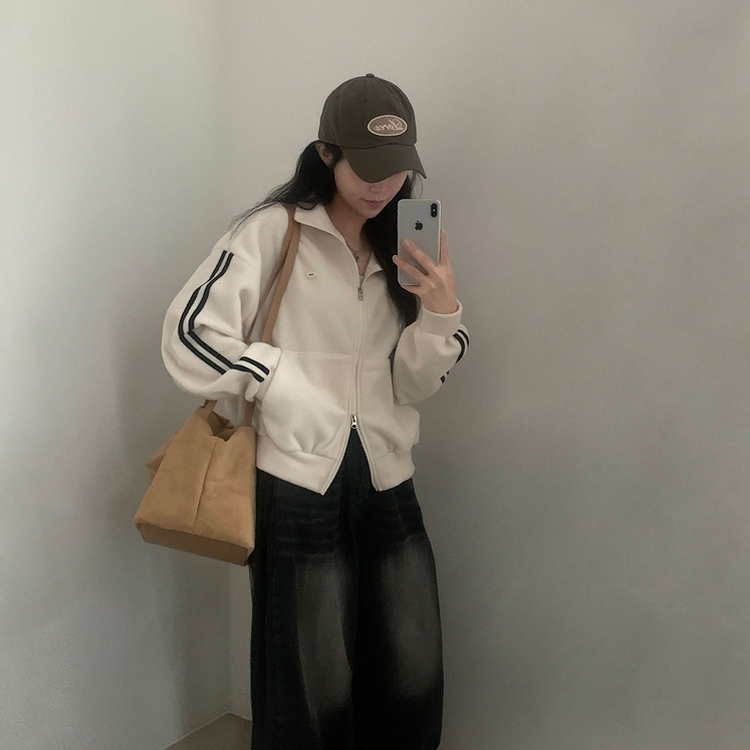 덤블 배색라인 후리스 투웨이 집업점퍼 크림