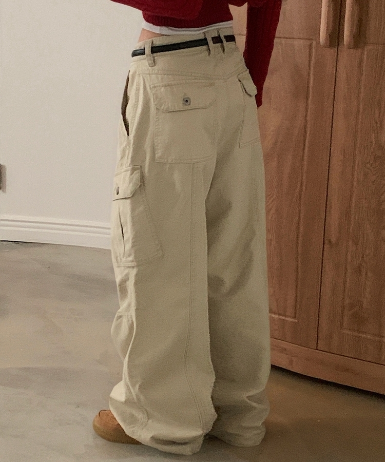 케인 피그먼트 워싱 핀턱 카고팬츠