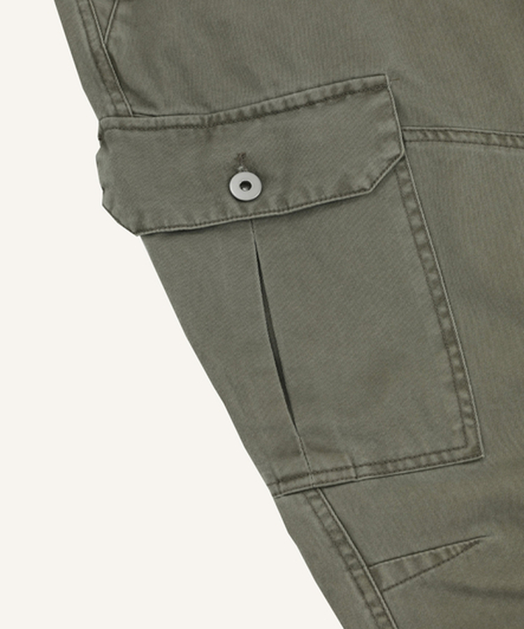 케인 피그먼트 워싱 핀턱 카고팬츠