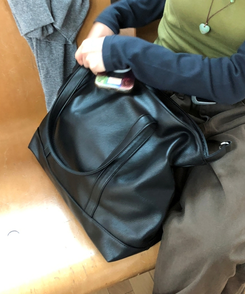 ビッグショルダーバッグ BLACK