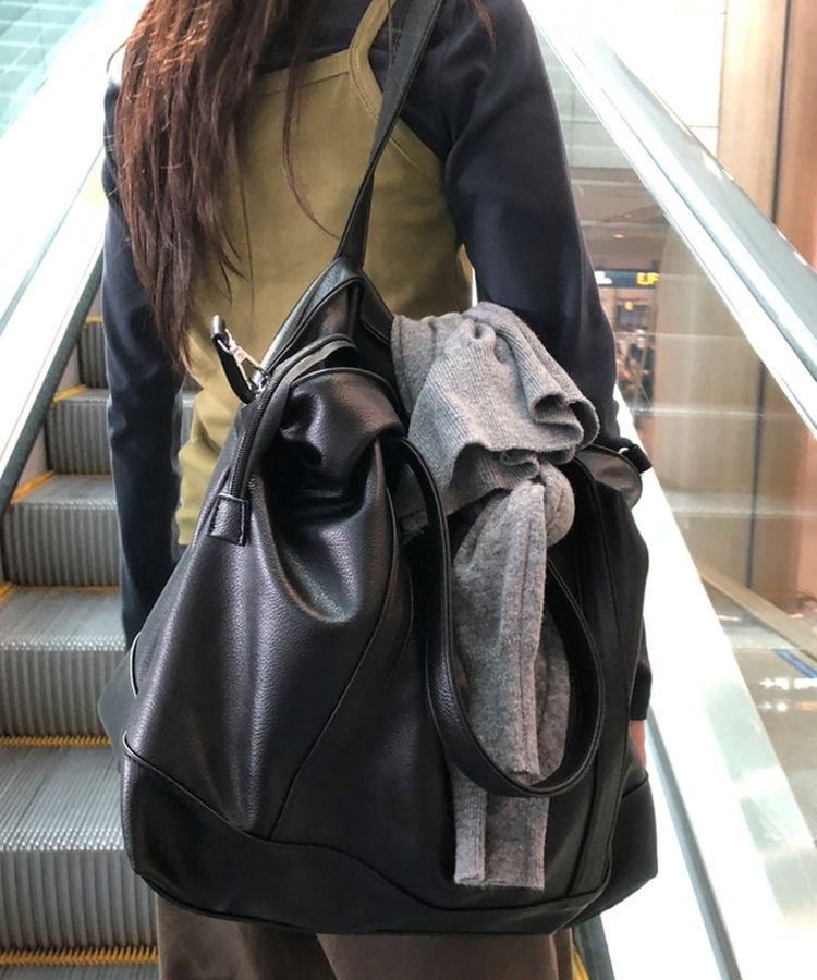 ビッグショルダーバッグ BLACK