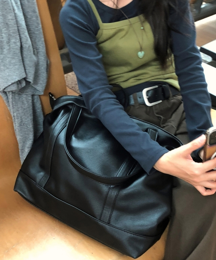 ビッグショルダーバッグ BLACK