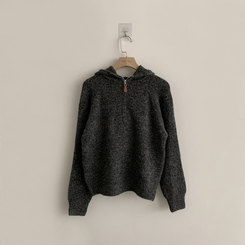 꾸안꾸 무드의 반집업 가을 긴팔 후드 반집업 세미 크롭 니트