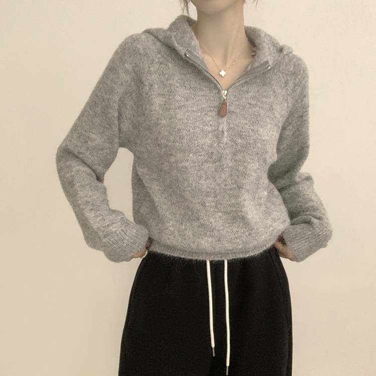 꾸안꾸 무드의 반집업 가을 긴팔 후드 반집업 세미 크롭 니트 그레이