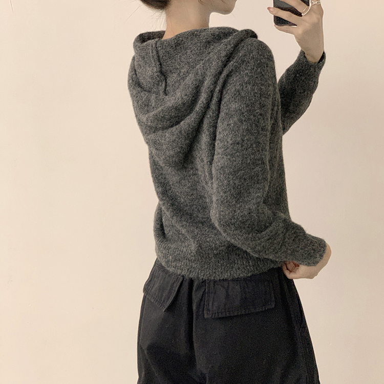 꾸안꾸 무드의 반집업 가을 긴팔 후드 반집업 세미 크롭 니트 다크그레이