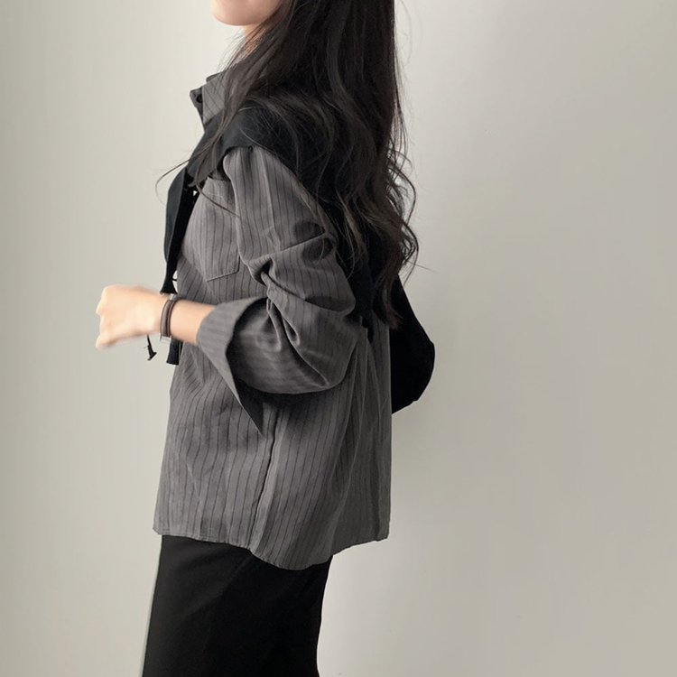 셔츠에 니트숄은 덤으로코디뚝딱 스트라이프 셔츠 니트숄 세트 차콜