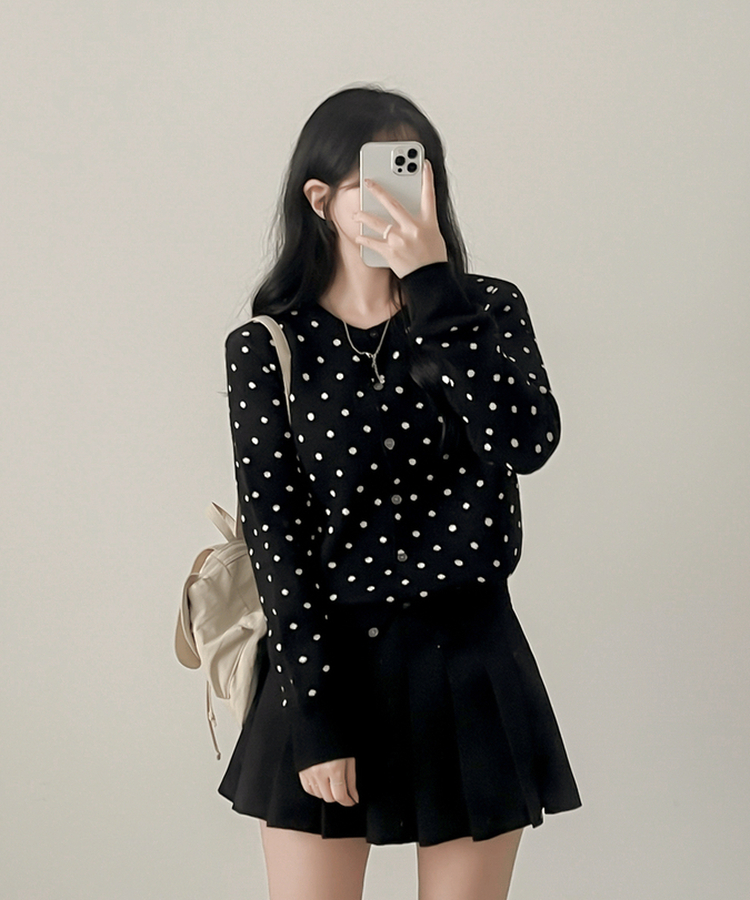 솝라운드 도트 니트 가디건 검정