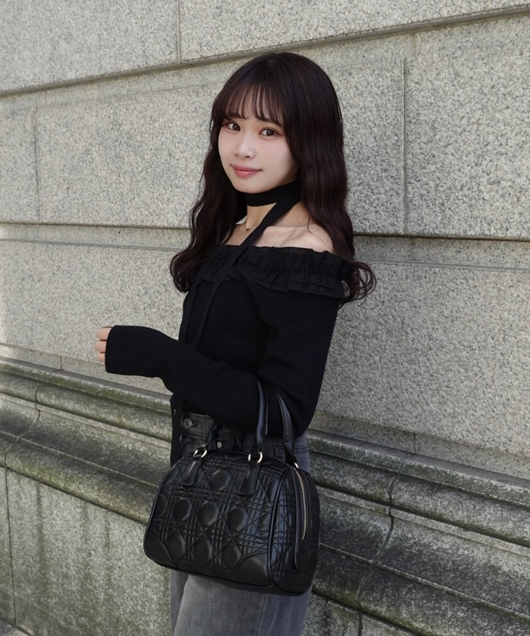 프릴 오프숄더 니트 긴팔티 스카프세트 블랙