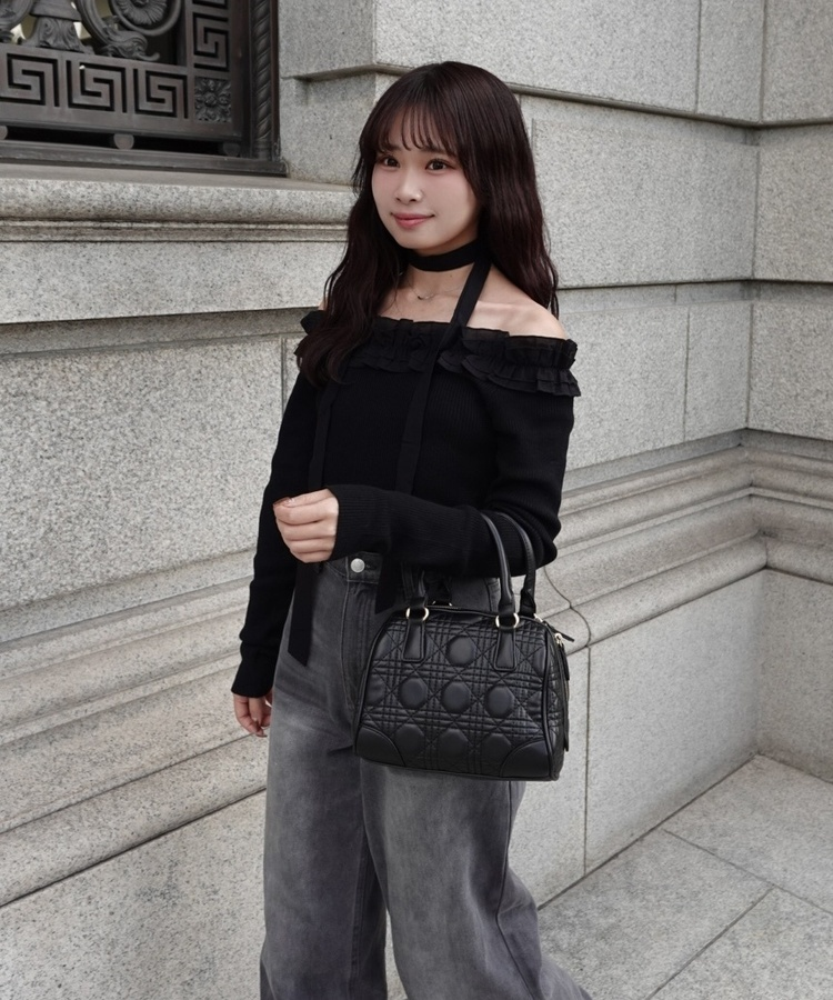 프릴 오프숄더 니트 긴팔티 스카프세트 블랙