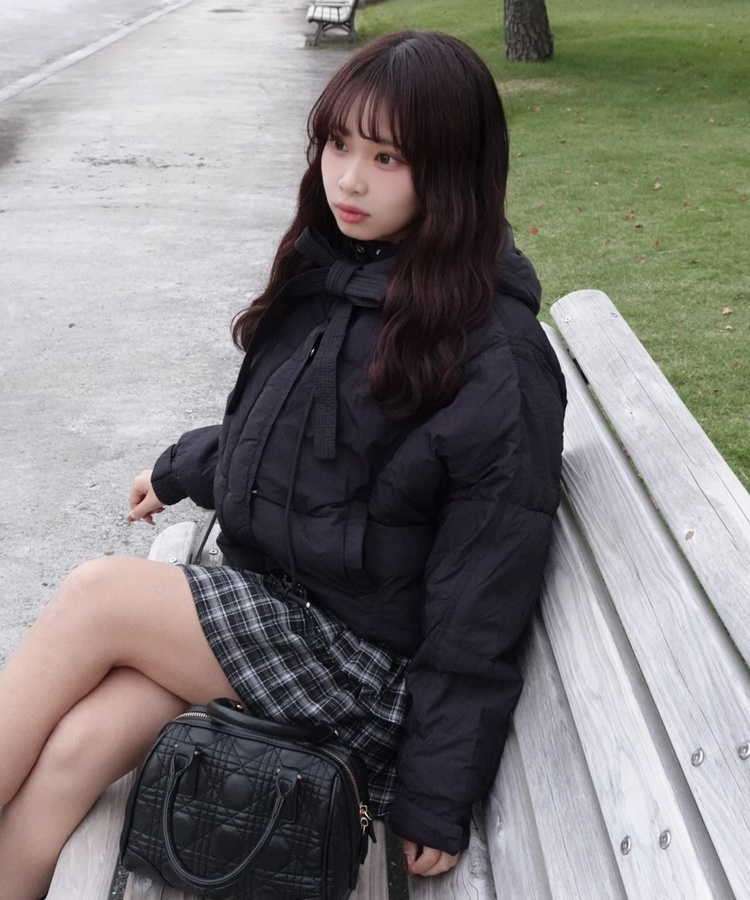 매듭 숏 웰론 패딩 점퍼 블랙