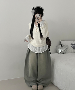 러프브이넥단추셔츠카라레이어드루즈핏니트 아이보리