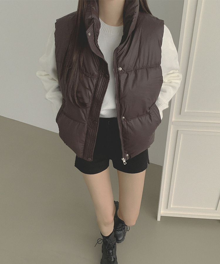간절기 초겨울 하이넥 무광 조끼 패딩 브라운